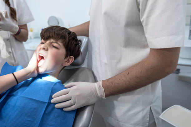 Best Emergency Tooth Extraction in Coarsegold, CA